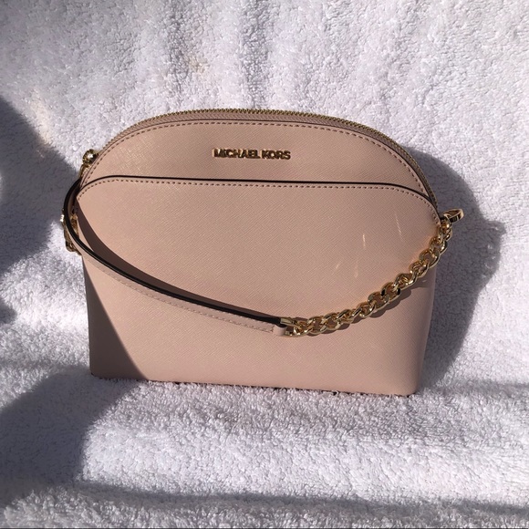 Michael Kors NWT Jet Set Travel Dome Crossbody - Picture 1 of 5